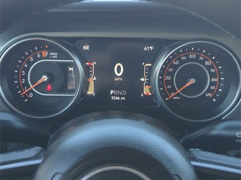 Certified 2023 Jeep Gladiator Sport image 16