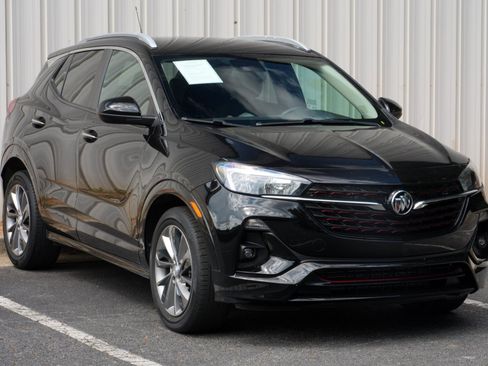 Used 2022 Buick Encore GX Select w/ Sport Touring Package FWD image 48