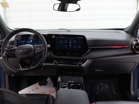 Used 2025 Chevrolet Equinox RS w/ Convenience Package III AWD/4WD image 27