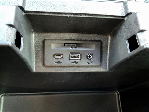 Used 2022 Chevrolet Silverado 3500 High Country w/ Technology Package image 26