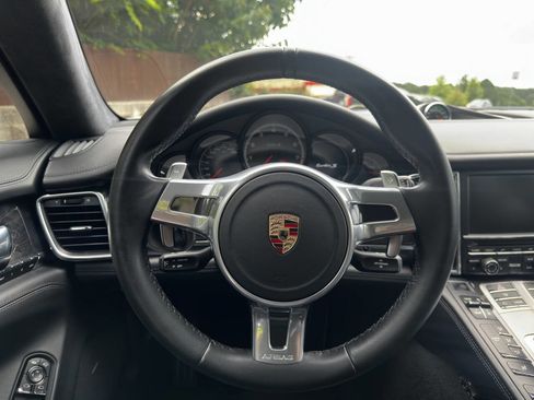 Used 2012 Porsche Panamera Turbo S image 27