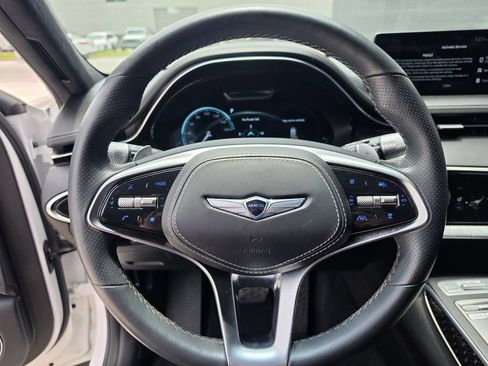 Used 2022 Genesis GV70 3.5T Sport w/ Sport Prestige Package AWD/4WD image 11