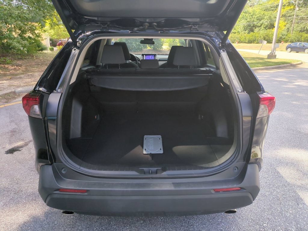 Used 2024 Toyota RAV4 XLE w/ Convenience Package AWD/4WD image 34