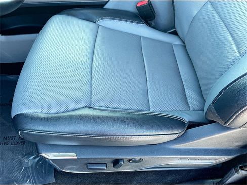 Used 2023 Ford F150 Lariat w/ Trailer Tow Package image 20