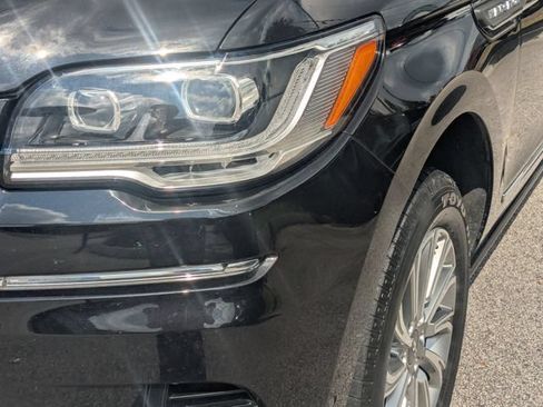 Used 2024 Lincoln Navigator L 4WD image 9