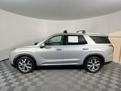 Used 2022 Hyundai Palisade SEL w/ 8P Bench Seat Package FWD image 6