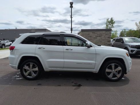 Used 2015 Jeep Grand Cherokee Overland AWD/4WD image 4