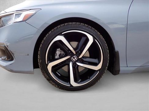 Used 2022 Honda Accord Sport image 6