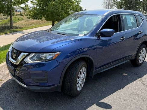 Used 2020 Nissan Rogue S AWD/4WD image 2