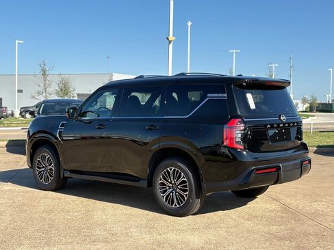 New 2025 Nissan Armada Platinum w/ Convenience Package image 7