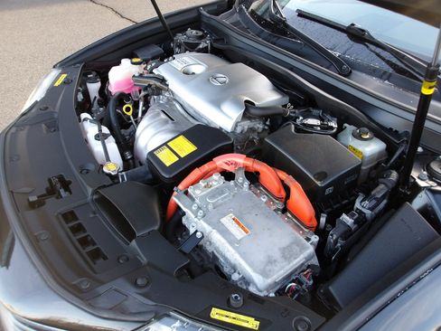 Used 2013 Lexus ES 300h image 24