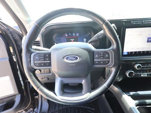 Used 2023 Ford F250 Lariat w/ Lariat Ultimate Package AWD/4WD image 19