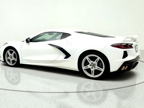 Used 2024 Chevrolet Corvette Stingray Preferred Cpe w/ Z51 Performance Package RWD image 7