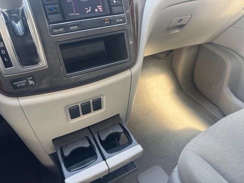 Used 2015 Nissan Quest S FWD image 32