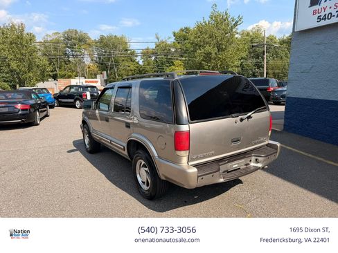 Used 2001 Chevrolet Blazer LT w/ Preferred Equipment Group AWD/4WD image 4