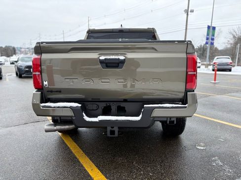 New 2025 Toyota Tacoma TRD Sport image 6
