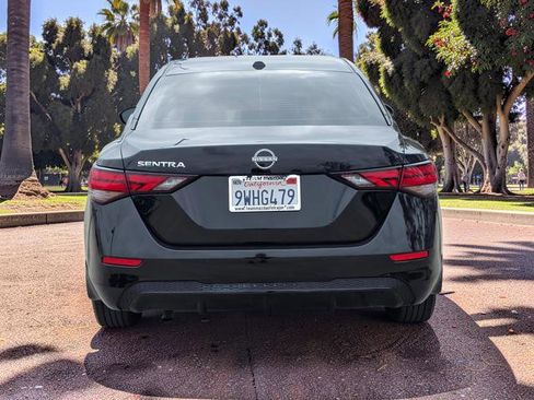 Used 2025 Nissan Sentra SV w/ All-Weather Package FWD image 6