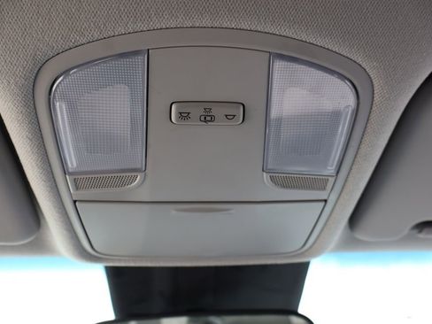 Used 2019 Hyundai Kona SE w/ Cargo Package FWD image 15