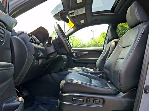 Used 2022 Honda Passport EX-L image 11