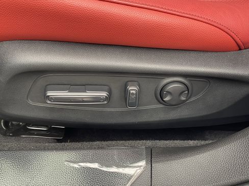 Used 2025 Honda Accord SE image 16