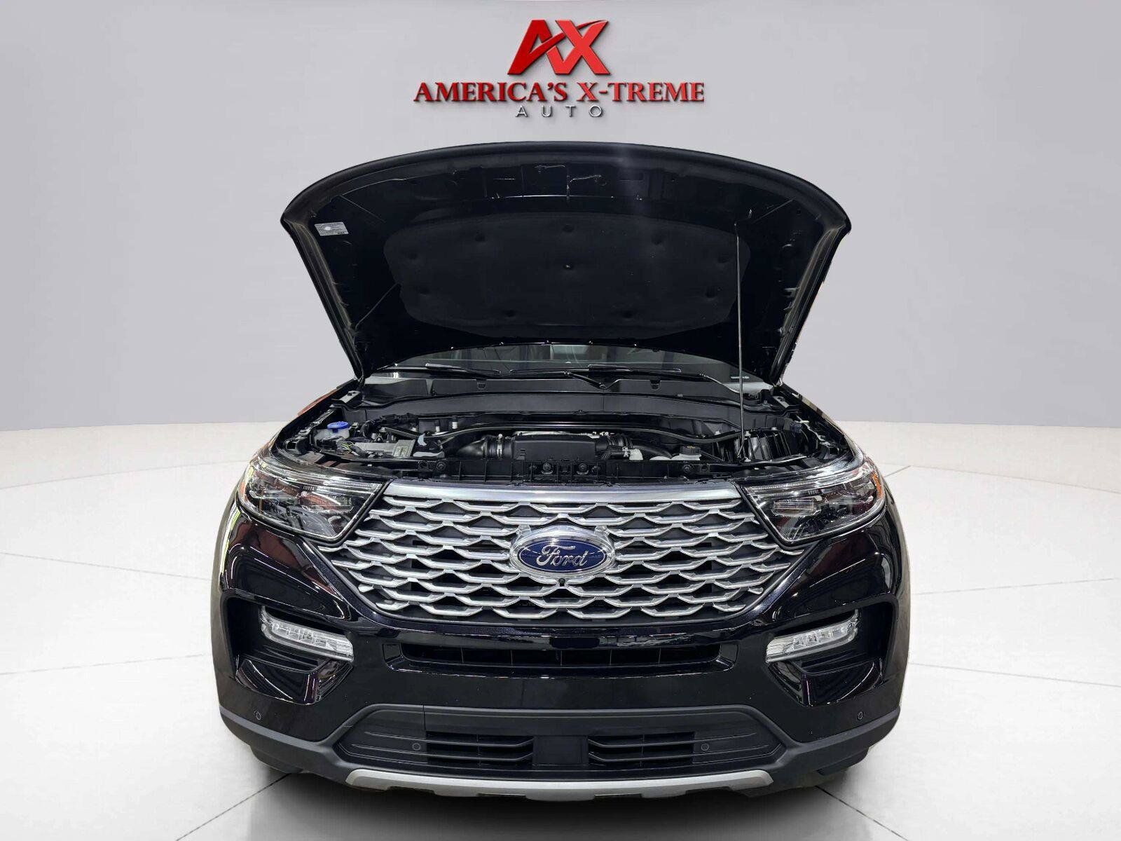 Used 2024 Ford Explorer Platinum w/ Technology Package AWD/4WD image 75