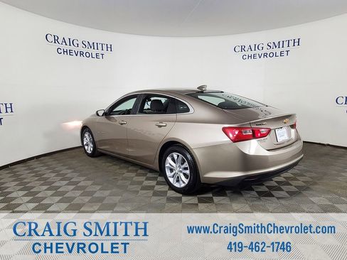 Used 2023 Chevrolet Malibu LT FWD image 11