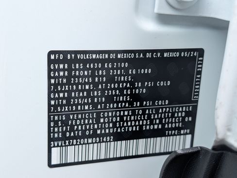 Used 2024 Volkswagen Taos SE AWD/4WD image 34