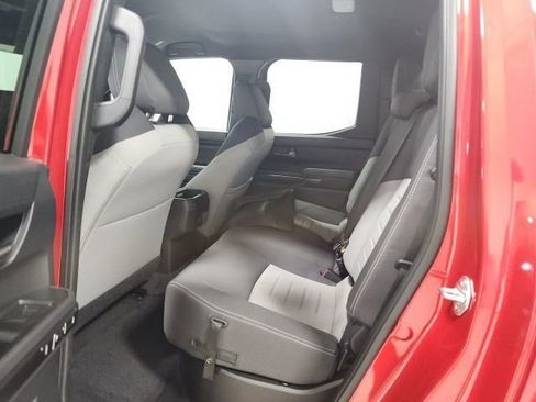 Used 2025 Toyota Tacoma TRD Sport image 19