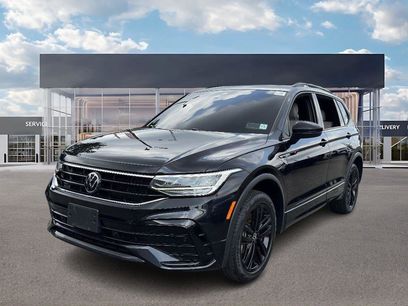 Used 2022 Volkswagen Tiguan SE R-Line