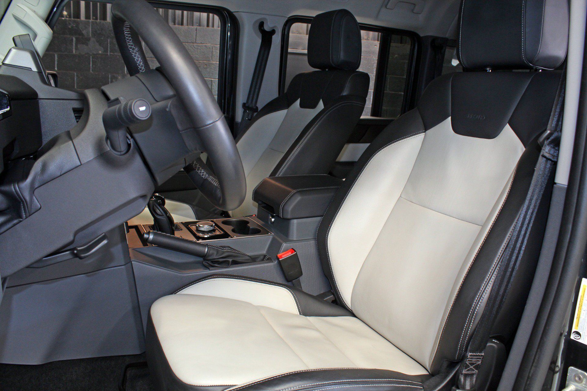 Used 2024 INEOS Grenadier Station Wagon AWD/4WD image 37