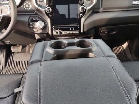 Used 2025 RAM 1500 Laramie image 13