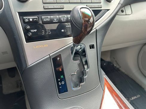 Used 2011 Lexus RX 350 2WD w/ Premium Pkg image 30