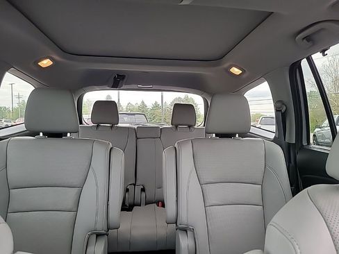 Used 2021 Honda Pilot Elite image 10