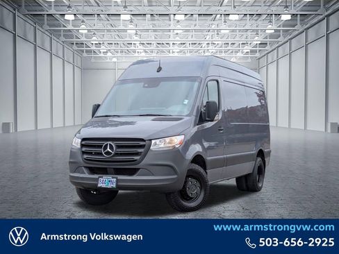 Used 2020 Mercedes-Benz Sprinter 3500 image 1