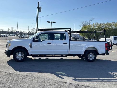 Used 2018 Ford F250 XL w/ Power Equipment Group image 7