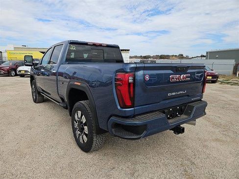 New 2025 GMC Sierra 2500 Denali w/ Denali Reserve Package image 2