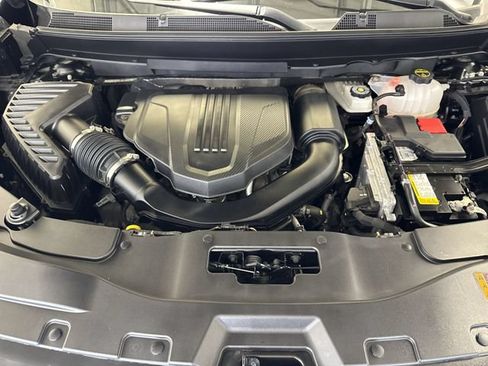 Used 2024 GMC Acadia Elevation AWD/4WD image 32