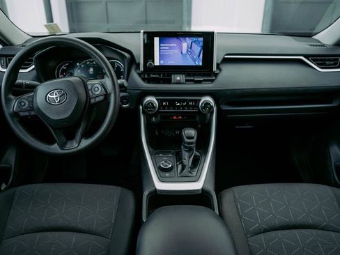 Used 2024 Toyota RAV4 XLE image 13