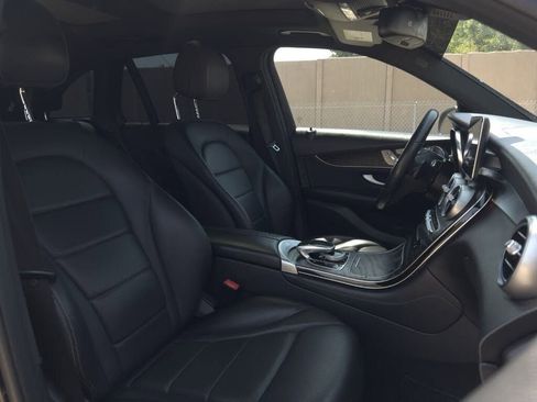 Used 2017 Mercedes-Benz GLC 300 4MATIC image 16