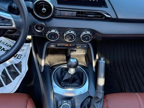 Used 2022 MAZDA MX-5 Miata RF Grand Touring w/ Weather Package RWD image 23