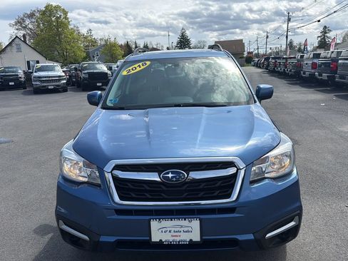 Used 2018 Subaru Forester 2.5i Premium w/ All-Weather Package AWD/4WD image 2