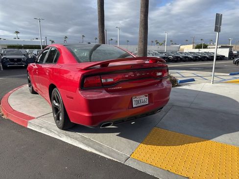 Used 2013 Dodge Charger SXT w/ Blacktop Pkg RWD image 13