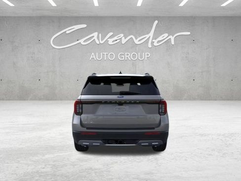 New 2026 Ford Explorer Active RWD image 6