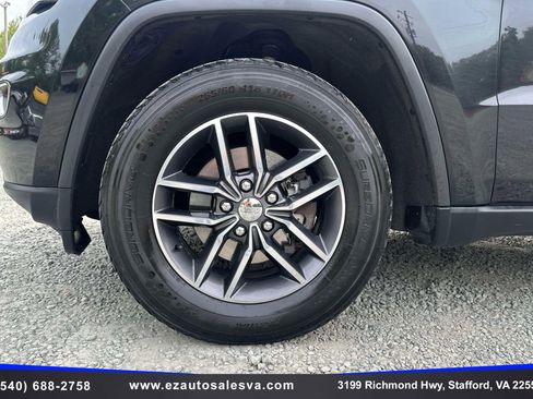 Used 2018 Jeep Grand Cherokee Limited AWD/4WD image 10