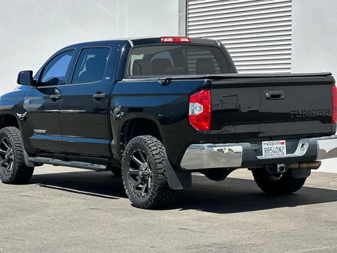 Used 2018 Toyota Tundra SR5 w/ SR5 Upgrade Package RWD image 6