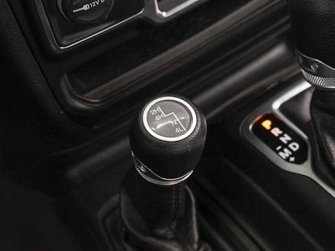 Used 2020 Jeep Wrangler Sport AWD/4WD image 26