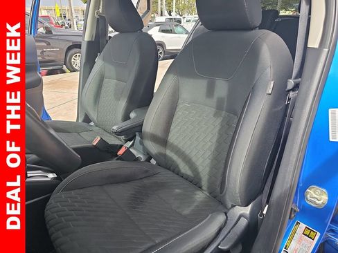 Used 2021 Nissan Kicks S image 14