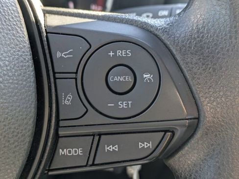 Used 2025 Toyota RAV4 LE image 21