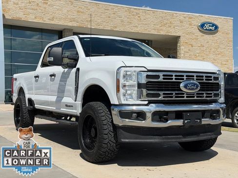Used 2024 Ford F250 XLT w/ FX4 Off-Road Package AWD/4WD image 19