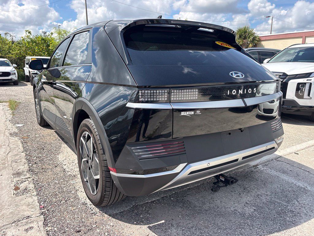 Used 2024 Hyundai Ioniq 5 SEL RWD image 5